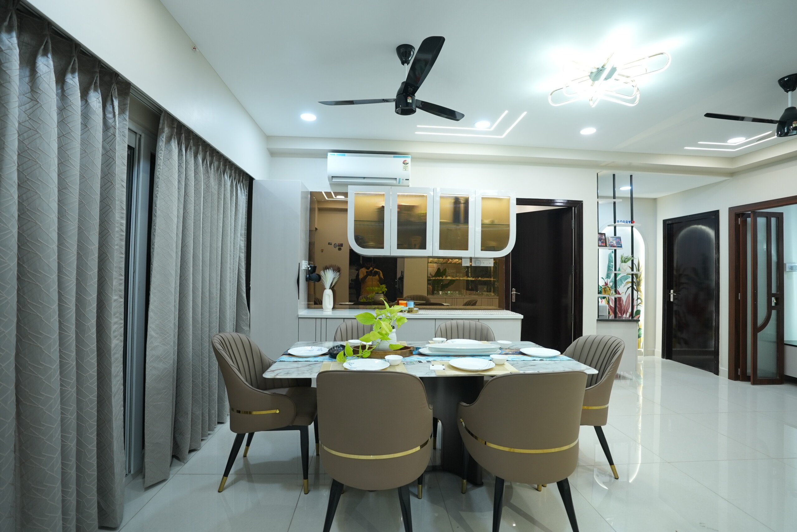 Residential Interior Design by Vibrant Designs World